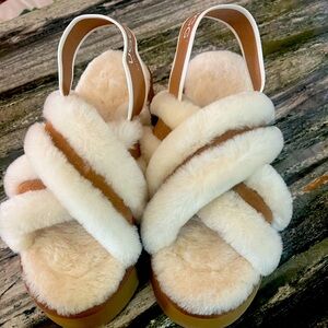 Ugg fluffy disco cross sandal